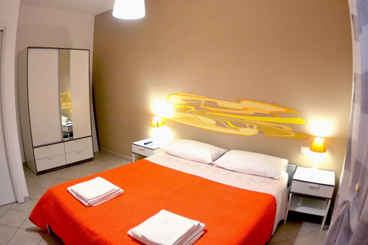Bed & Breakfast Il Vicolo ซัน เบเนเดตโต เดล ตรอนโต ภายนอก รูปภาพ